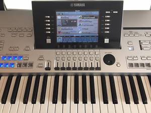 YAMAHA TYROS 4 XL inkl.1 GB RAM,  250 GB HD, RECHNUNG u.12 Monate Gewährleistung