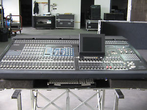 Yamaha PM5D / Digital desk 48ch + 8 stereo + f.case + cover