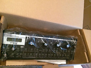 Moog Slim Phatty Monophonic Analog Rack/Tabletop Synthesizer/synth //ARMENS
