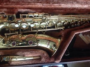 Yamaha 32 logo purple saxophone sax alto