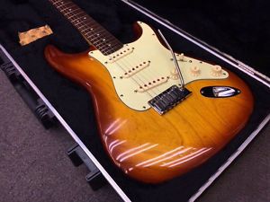 Used Fender American Deluxe Stratocaster Ash 2011 Tobacco Sunburst / Rosewood