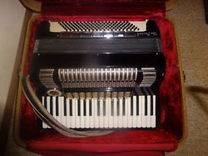 LO DUCA BROS Dutchess accordion rare 1940s 50s in box black w white accents ITAL