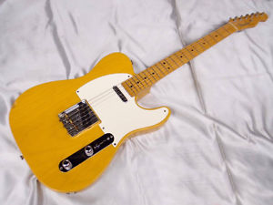 Used Fender 1998 American Vintage '52 Telecaster /Butter Scotchblonde Guitar