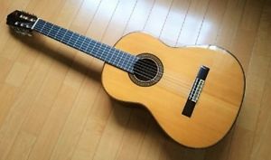 YAMAHA GC-10M 1975 Grand Concert Classical Acoustic Guitar By T.KATOH With Case