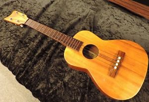 Kamaka Gold Label Tener '60sVintage Free shipping