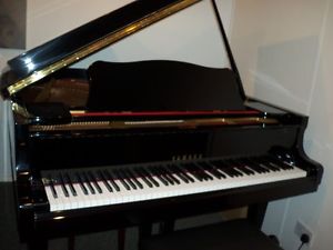 YAMAHA C3 SILENT Grand Piano