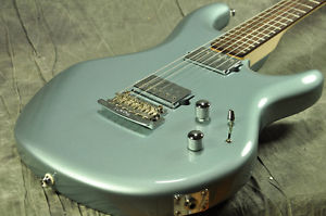 MUSIC MAN LK100D Luke Blue