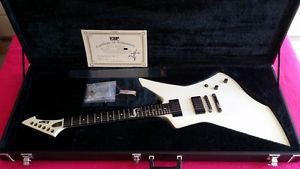 ESP SNAKEBYTE WHITE James Hetfield Metallica Signature Series