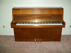 Kohler & Campbell Upright/Console Piano