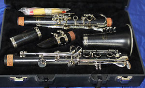 Buffet Crampon E11 Wood Bb Clarinet Intermediate Clarinet w/case German Made