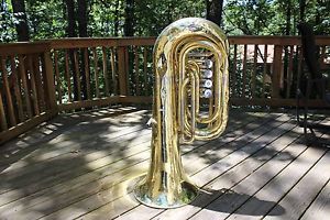 YAMAHA YBB 641 4/4 BBb Tuba 4 valves YBB641