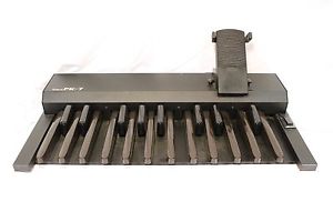 Roland PK-7 20-Pedal Bass Control w/ Pedal Attack and Sustain