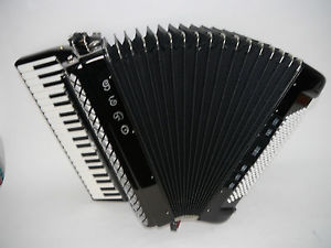 Akkordeon Gedo, 120 Bass, 4 chörig