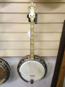 Majestic Tenor Banjo - Made In America - Circa 1920