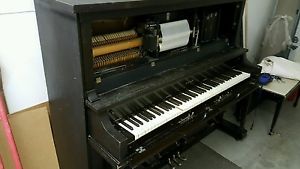 1920's PLAYER PIANO