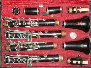 Beautiful Boosey & Hawkes Emperor model Clarinet set A Bb pair