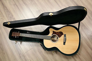 2011 Martin & Co L & M Custom USA 6 String Acoustic/Electric Guitar (Hard Case)