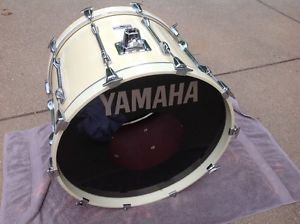 YAMAHA RECORDING CUSTOM  16X22 KICK  WHITE    EXCELLENT!!