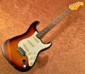 Fender Japan STD-62 Ultimate Upgrade with Seymour Duncan SSL-1 w/soft case #E437