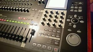 Korg D3200 Topzustand, gepflegt inkl. Case