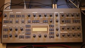 Access Virus TI 2 Desktop / Neuwertig! / OVP/ Restgarantie