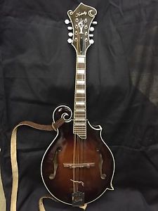 KM-805 Kentucky Mandolin, Travelite Case