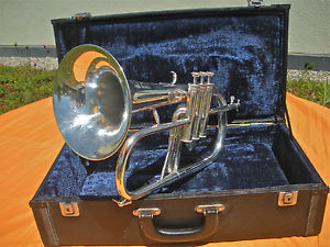 beautiful vintage ANTOINE COURTOIS PARIS flugelhorn