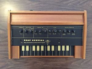 Gnat Special - Electronic Dream Plant - Monophonic Synthesizer