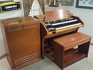 1959 C3 Hammond organ with Full Size 147 Leslie Speaker, Stunning!