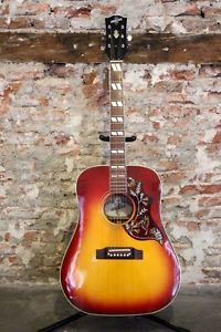 Cnoqueror Hummingbird( copy Gibson) vintage guitar