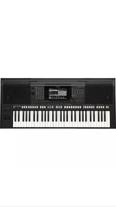 Yamaha PSR S770 Arranger Workstation Keyboard  Neu !!!!!!