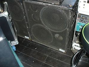 EAW SB-250 Dual 15" subwoofer system (Pair)  Floor Demo