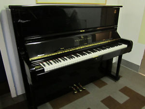 Klavier Steinway & Sons, V-125, Occasion