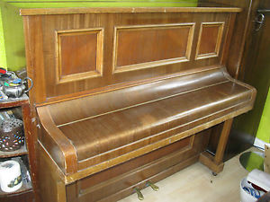 KAPS overstrung upright German piano 1902 /03 panzer system delivery possible