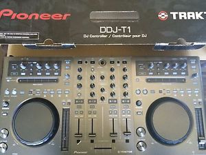 Pioneer DDJ-T1 DJ Controller for Traktor