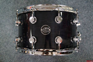 DW USA Performance Snaredrum in "Ebony Stain"  -  14x8"