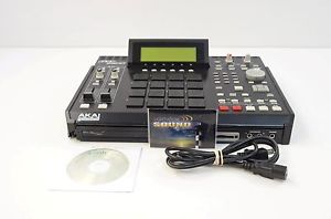 Akai MPC2500 Music Production Center